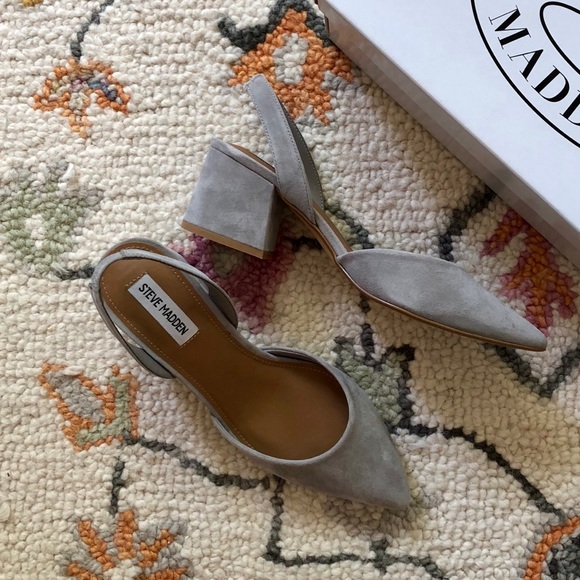 Steve Madden Shoes - Steve Madden “Day” Sling-Back Heels